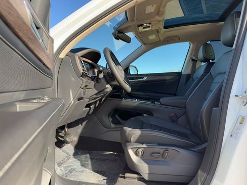 New 2025 Volkswagen Atlas SEL image 16