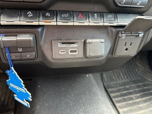 Used 2019 Chevrolet Silverado 1500 LT w/ All-Star Edition AWD/4WD image 16