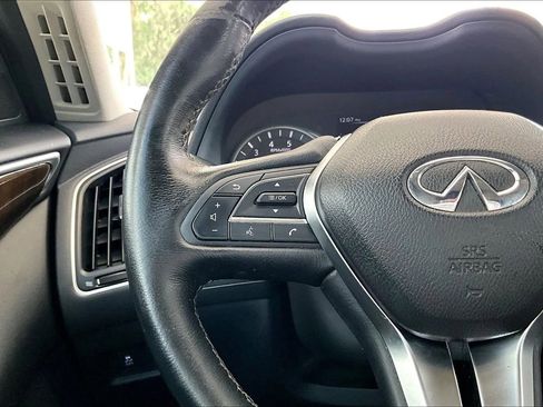 Used 2018 INFINITI Q50 Luxe w/ Essential Package (3.0T Luxe) RWD image 10