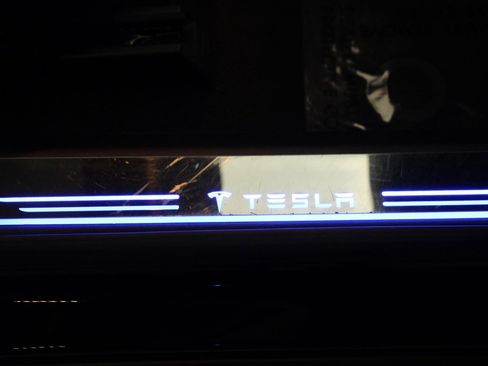 Used 2020 Tesla Model S Performance image 33