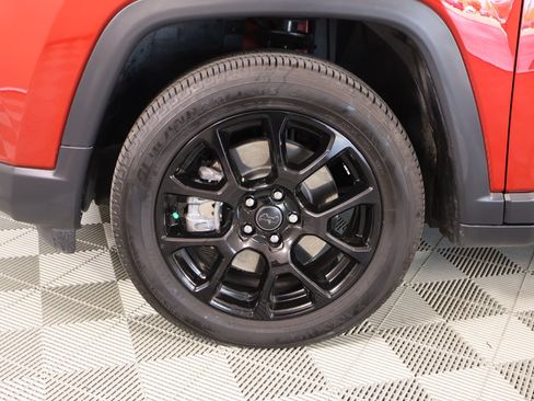 Used 2026 Jeep Compass Latitude w/ Quick Order Package 29K AWD/4WD image 17