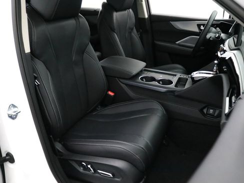 Certified 2026 Acura MDX SH-AWD w/ Technology Package image 16