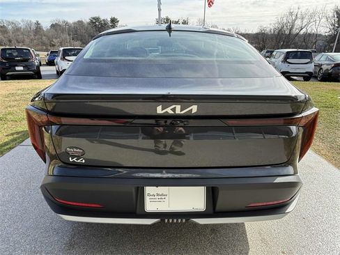 New 2026 Kia K4 LXS image 15