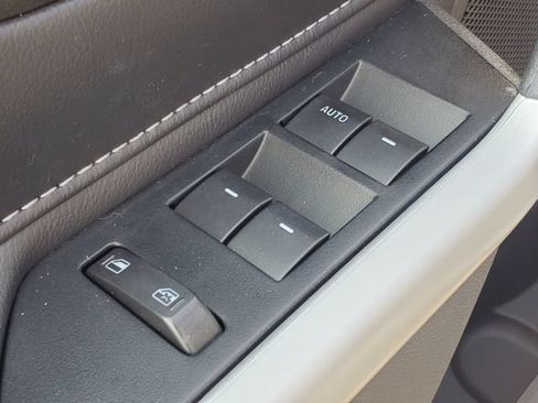 Used 2012 Ford Edge SE FWD image 10