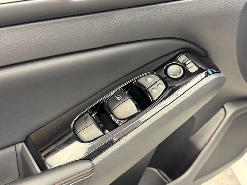 New 2025 Nissan Altima 2.5 SR w/ SR Premium Package image 12