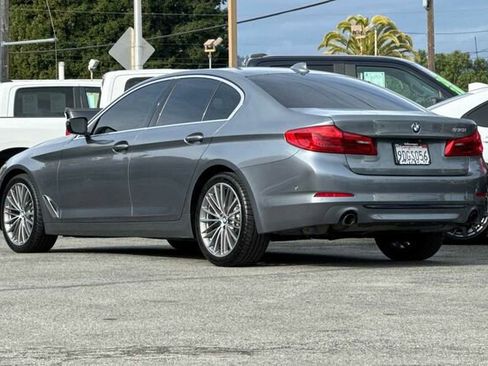 Used 2019 BMW 530i w/ Convenience Package image 6