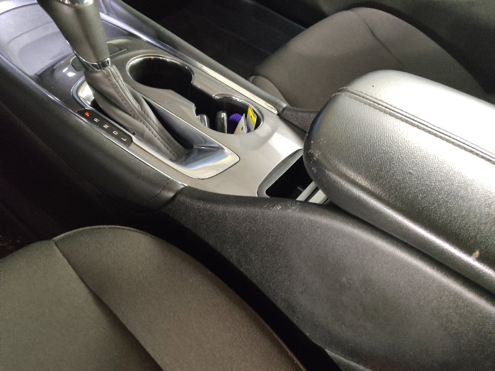 Used 2018 Chevrolet Malibu LT FWD image 26