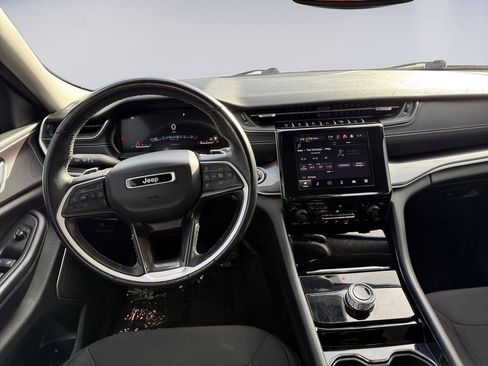 Certified 2022 Jeep Grand Cherokee L Laredo w/ Luxury Tech Group I image 13