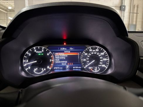 Used 2025 Nissan Altima 2.5 SV FWD image 40