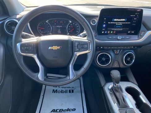 Certified 2025 Chevrolet Blazer LT image 7