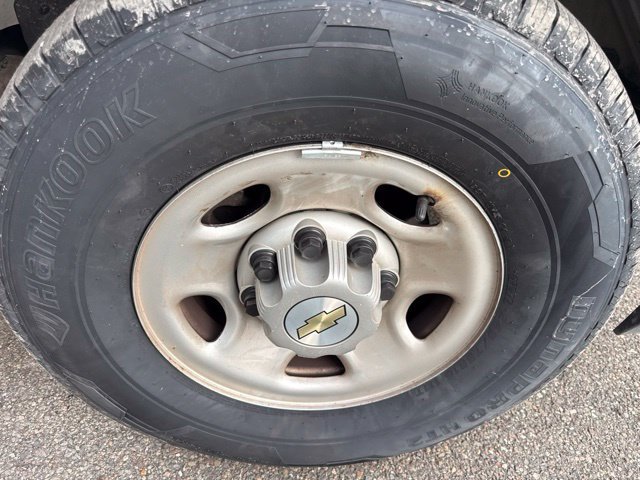 Used 2023 Chevrolet Express 3500 w/ Power Convenience Package RWD image 13