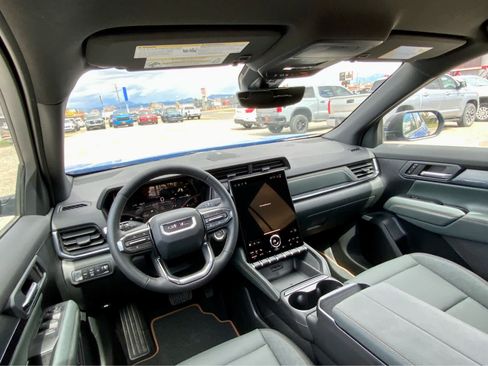 New 2026 GMC Terrain AT4 w/ Technology Package II image 32