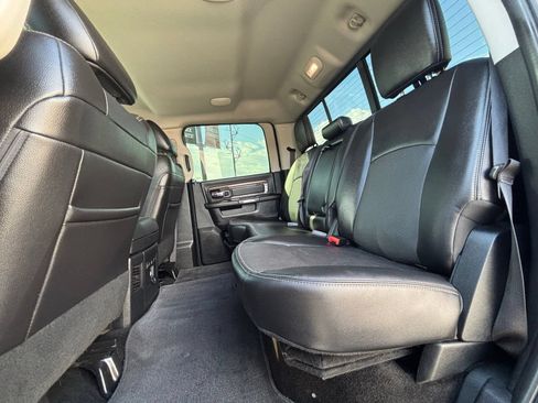 Used 2015 RAM 3500 Laramie w/ Convenience Group AWD/4WD image 19