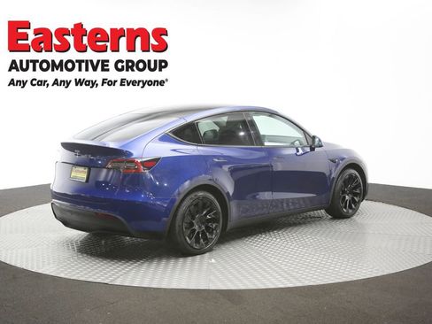 Used 2021 Tesla Model Y Long Range AWD/4WD image 36