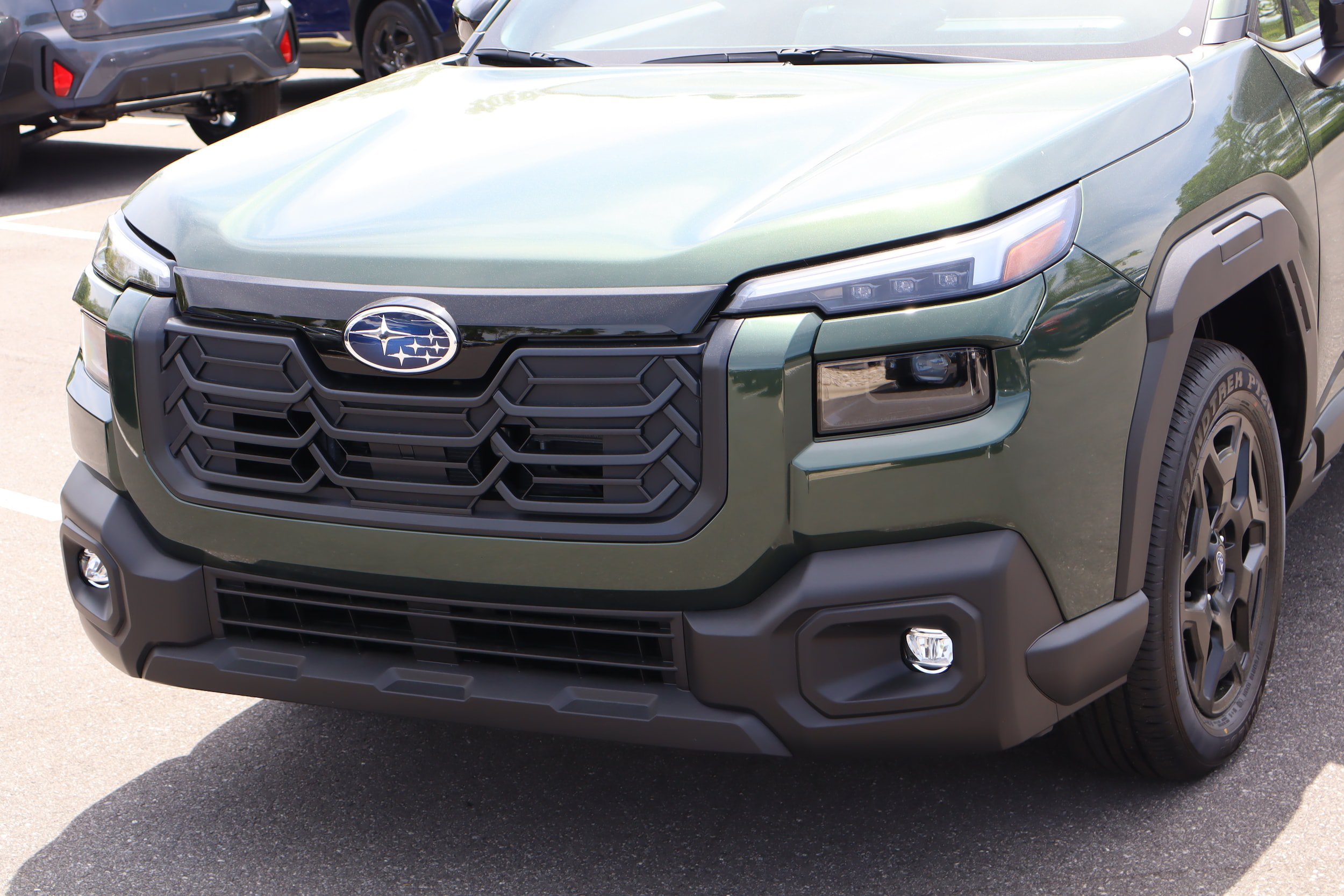 New 2026 Subaru Outback Limited w/ Premium/Limited Plus Package AWD/4WD image 3