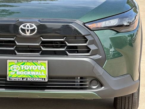 Used 2026 Toyota Corolla Cross LE FWD image 8