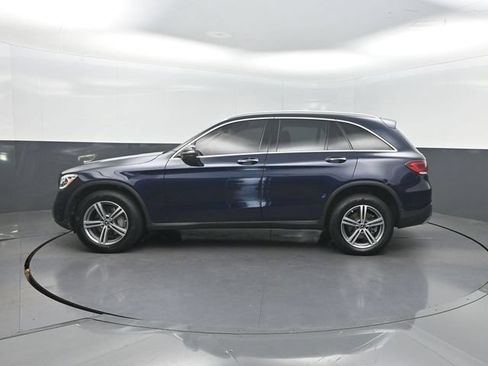 Used 2022 Mercedes-Benz GLC 300 w/ Premium Package Lite image 2