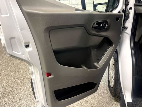 Used 2021 Ford Transit 350 XLT image 11