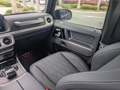 Used 2023 Mercedes-Benz G 63 AMG Squared image 17