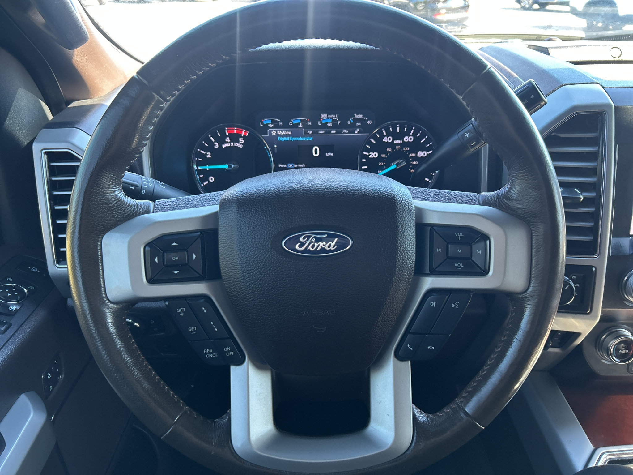 Used 2019 Ford F250 King Ranch w/ King Ranch Ultimate Package AWD/4WD image 16