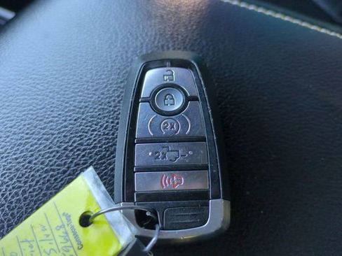 Used 2018 Ford F150 Lariat image 26