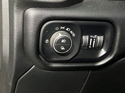 Used 2024 RAM 2500 Laramie AWD/4WD image 28