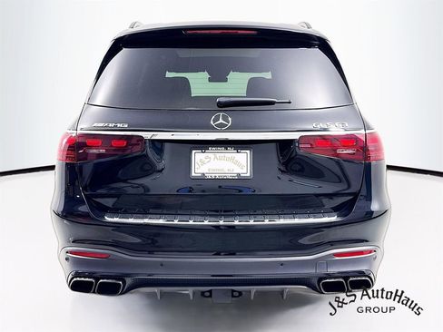 Used 2024 Mercedes-Benz GLS 63 AMG 4MATIC image 6
