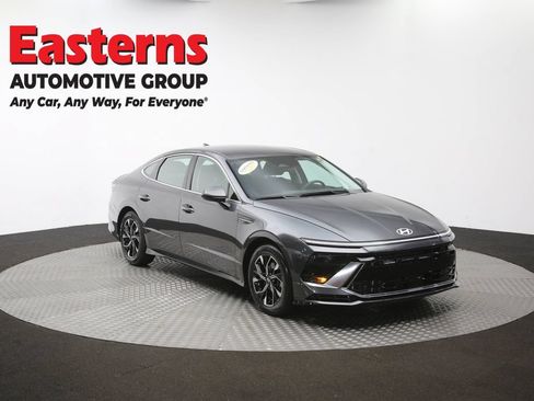 Used 2025 Hyundai Sonata SEL FWD image 50