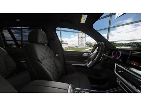 New 2027 BMW X7 xDrive40i w/ M Sport Package AWD/4WD image 9