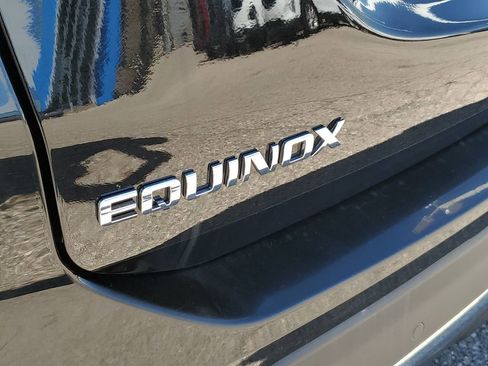 Used 2024 Chevrolet Equinox LT image 33