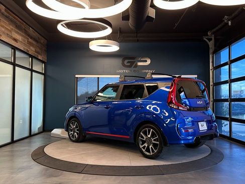 Used 2022 Kia Soul GT-Line FWD image 5