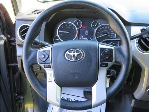 Used 2016 Toyota Tundra SR5 AWD/4WD image 9