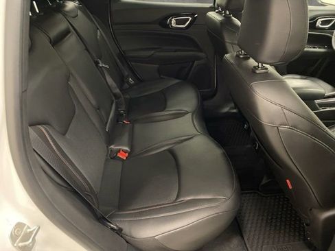 Used 2025 Jeep Compass Trailhawk image 22