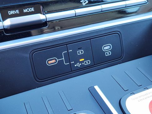New 2026 Hyundai Santa Fe SE FWD image 22