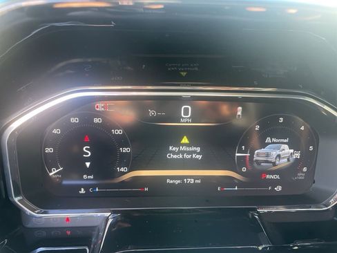 New 2026 GMC Sierra 1500 Elevation image 9