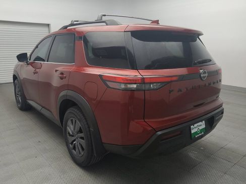 Used 2023 Nissan Pathfinder SV w/ Lighting Package (N92) FWD image 5
