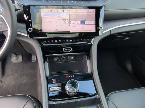 New 2026 Jeep Grand Cherokee L Limited image 24