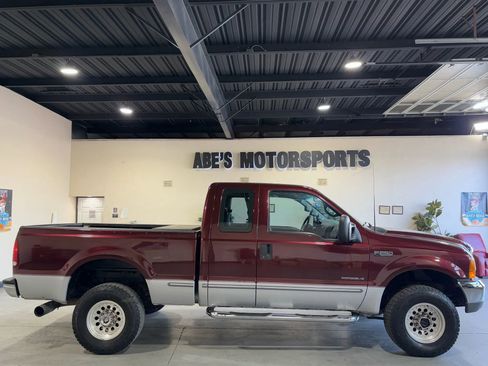 Used 1999 Ford F250 4x4 SuperCab Super Duty image 4