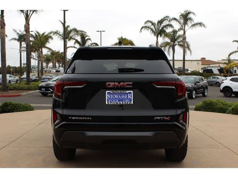 New 2026 GMC Terrain AT4 image 4