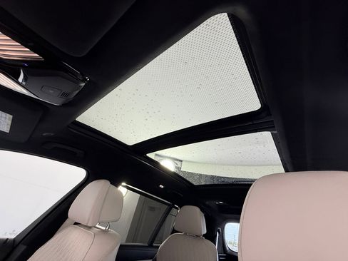Used 2023 BMW X7 xDrive40i w/ Executive Package image 14