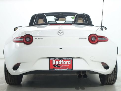 Used 2024 MAZDA MX-5 Miata Grand Touring RWD image 40