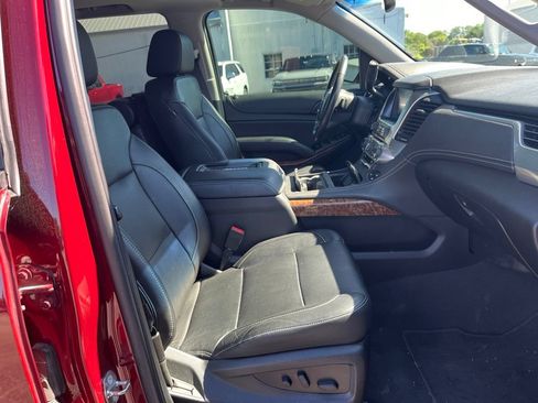 Used 2019 Chevrolet Tahoe Premier AWD/4WD image 9