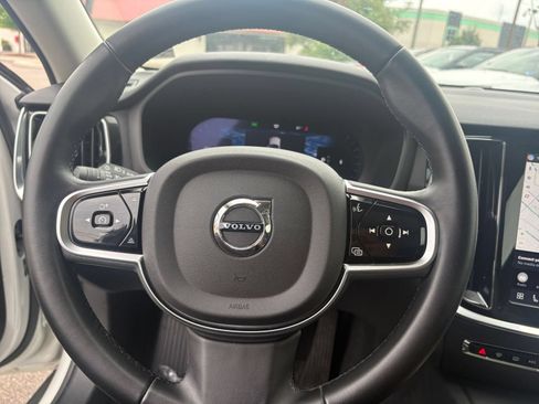 Used 2025 Volvo V60 B5 Cross Country Plus AWD/4WD image 30