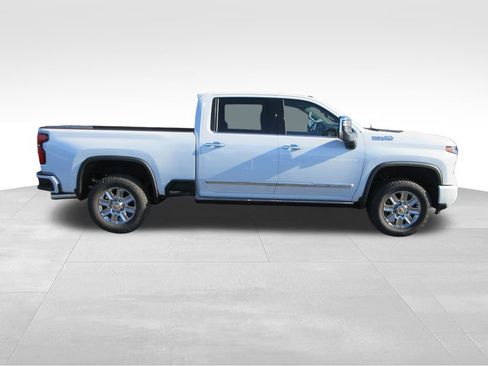 New 2026 Chevrolet Silverado 3500 High Country w/ High Country Premium Package image 6