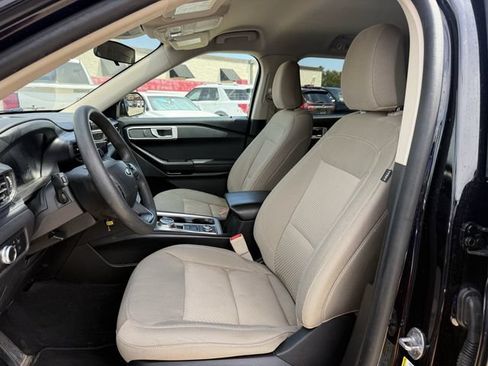 Used 2023 Ford Explorer 4WD image 22