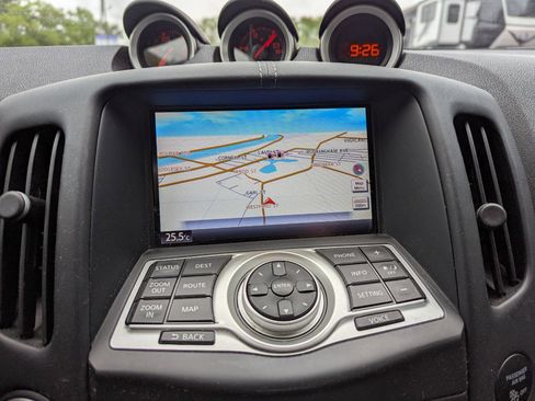 Used 2010 Nissan 370Z Touring w/ Sport Pkg RWD image 21