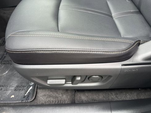 Used 2025 MAZDA CX-90 3.3 Turbo w/ Preferred Package image 50