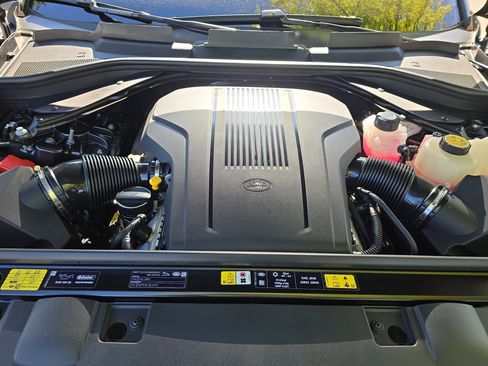 New 2025 Land Rover Range Rover Sport Dynamic SE image 31