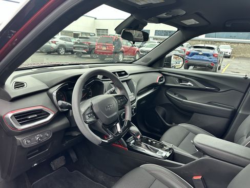 Used 2023 Chevrolet TrailBlazer RS AWD/4WD image 11