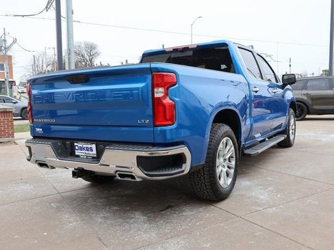 Used 2022 Chevrolet Silverado 1500 LTZ w/ LTZ Premium Package AWD/4WD image 7